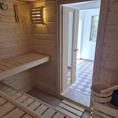 Schwalbennest, Auf Resthof Am Nok, Mit Sauna