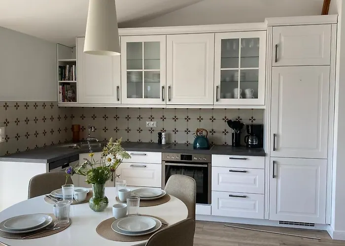 Schwalbennest 公寓 *